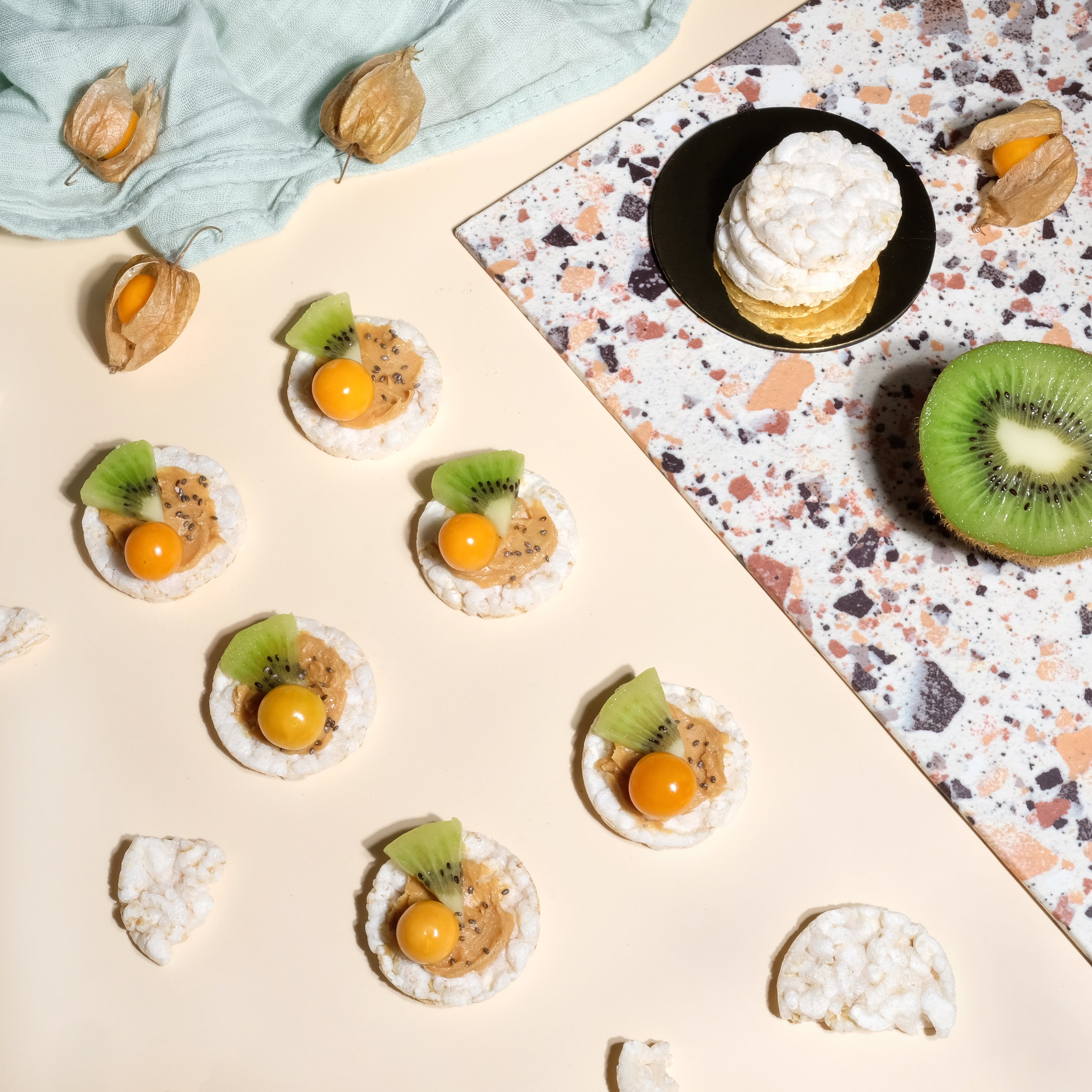 Oh Ma Grain! Original with Groundcherry, Kiwi & Peanut Butter
